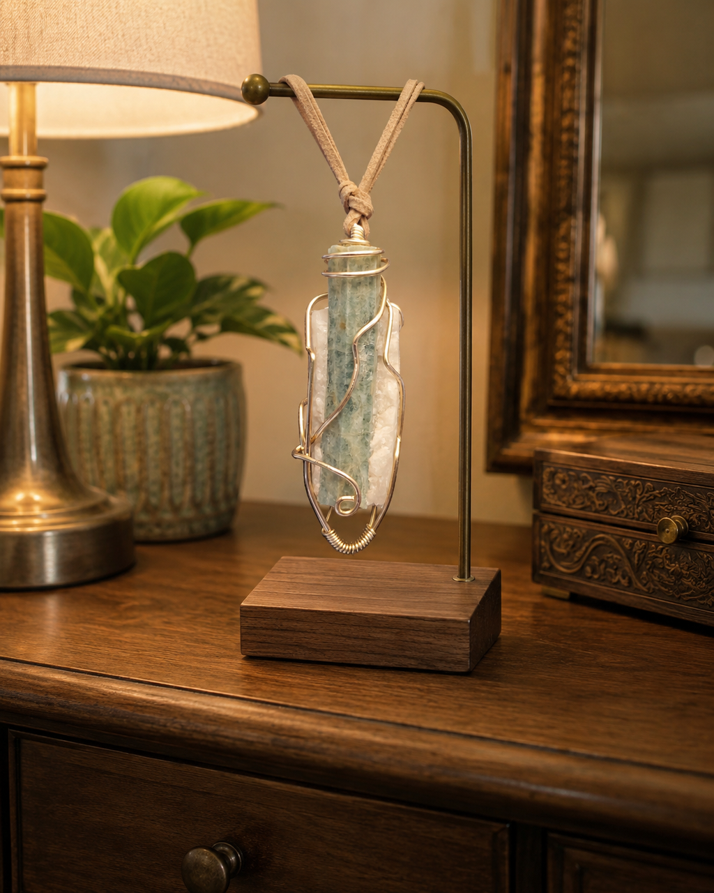 Aquamarine crystal in Quartz pendant